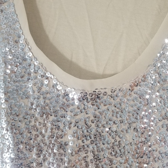Express Tan & Silver Sequinned Womens Blouse. Size XS. Flashy Night Out Top EUC - Picture 3 of 6